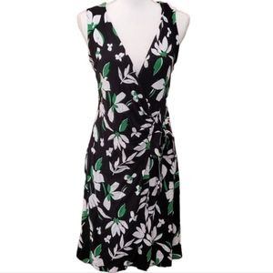 A New Day | Wrap Dress | Color: Floral | Size: M